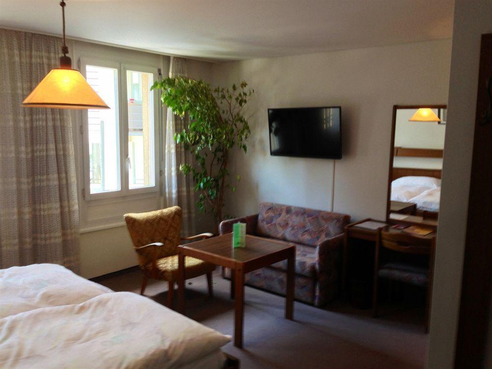 Bahnhof Hotel Интерлакен Екстериор снимка